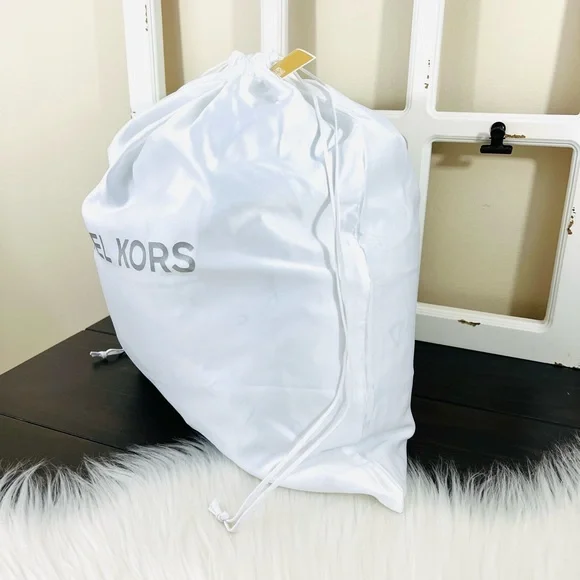 Michael Kors Large Dust Bag Travel Cover White Satin Drawstring Storage Bag - Picture 4 of 6